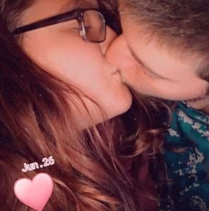 Meet your Posher, Kameron